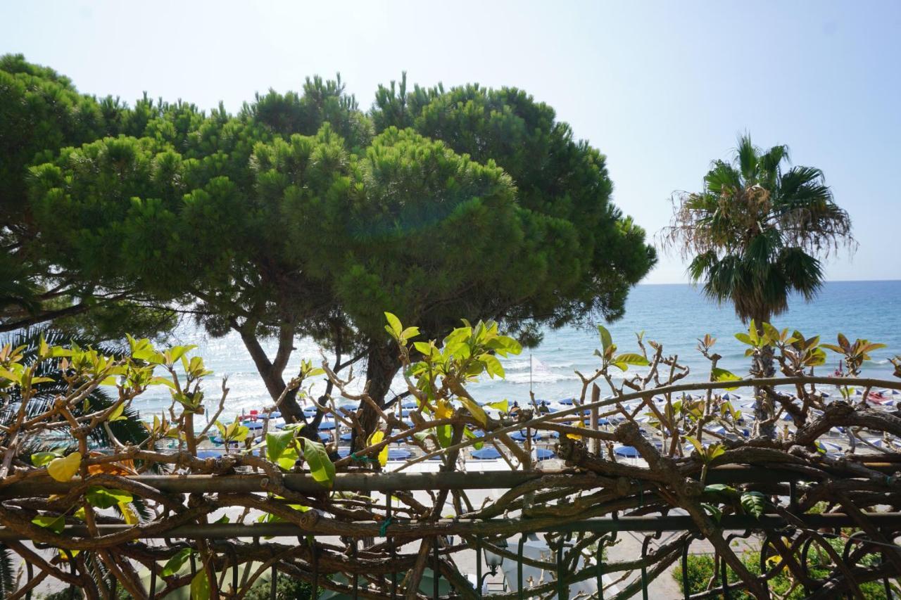 Beau Rivage Hotel 3*